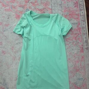 Lululemon Swiftly Tech